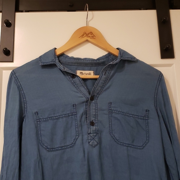Madewell lightweight indigo popover - Picture 2 of 3